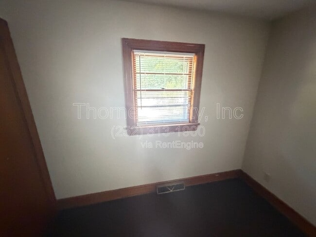 Building Photo - 1425 Hargrove St