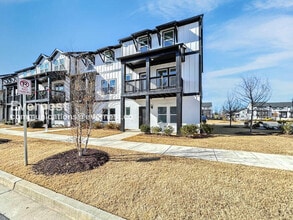 Building Photo - 835 Altamaha Trl