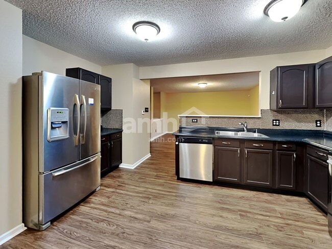 Building Photo - 8235 Gathering Cir