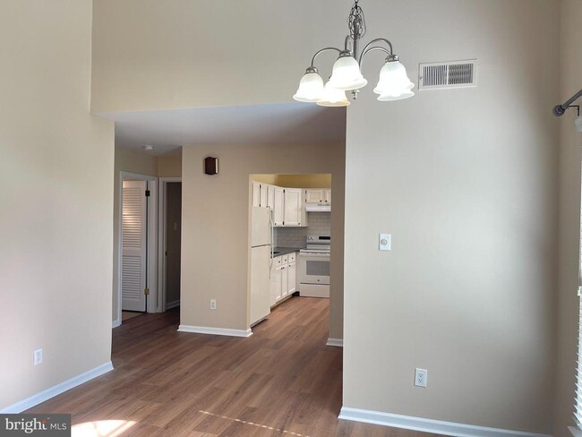 Building Photo - 269 Wood Stream Ct