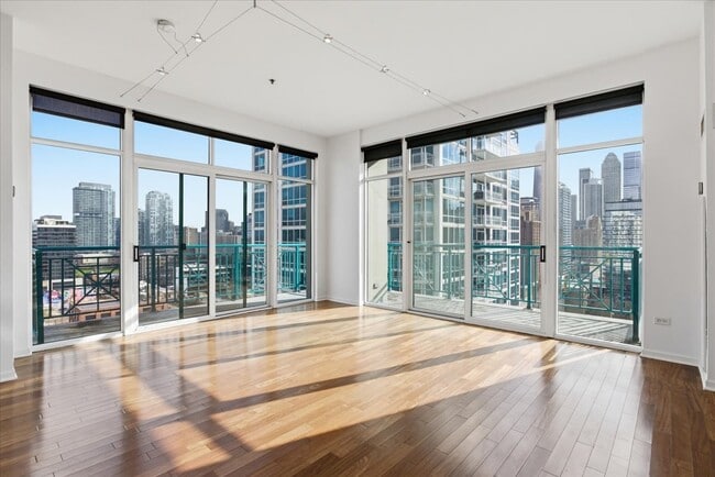 Building Photo - 340 W Superior St