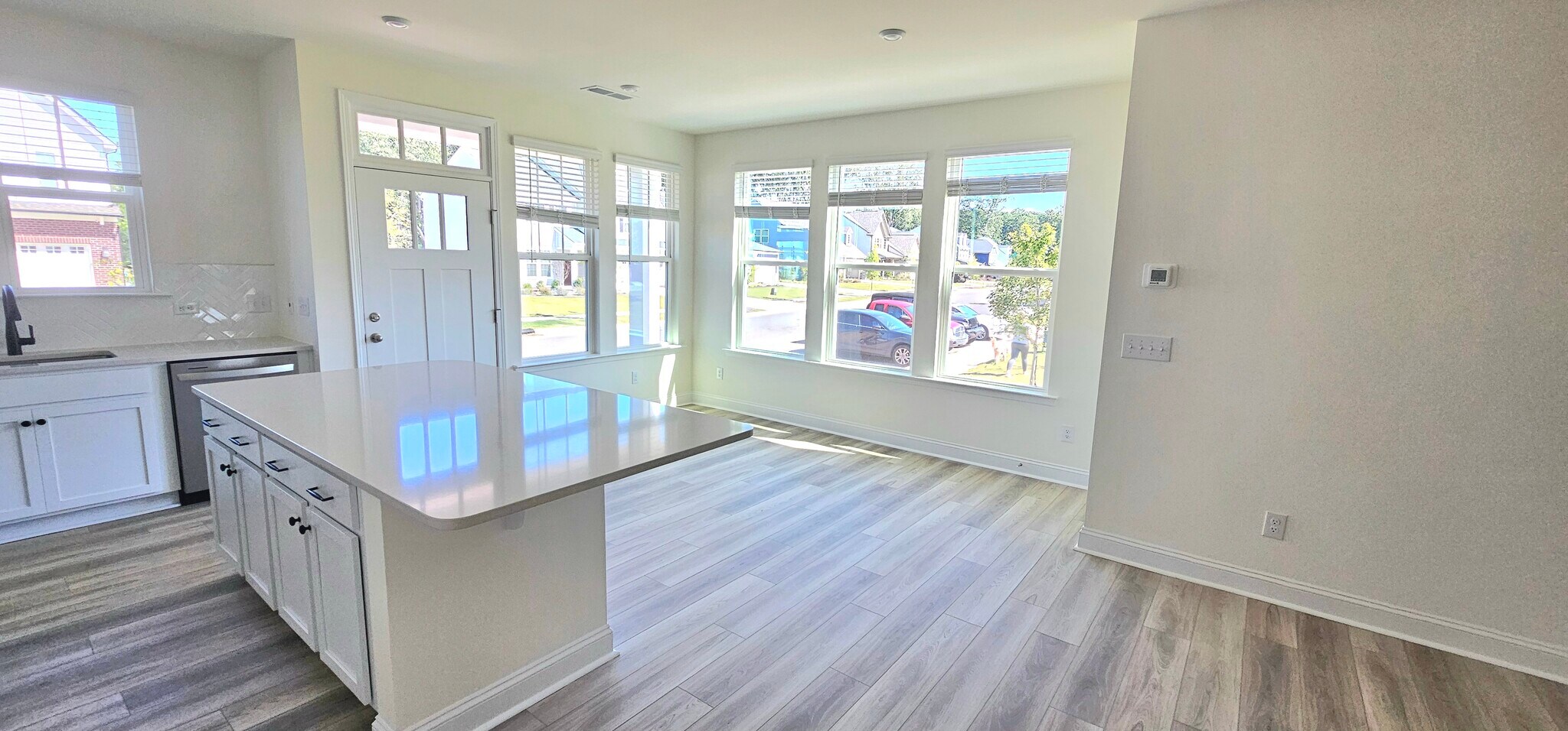 Building Photo - 1534 Cedar Tree Dr