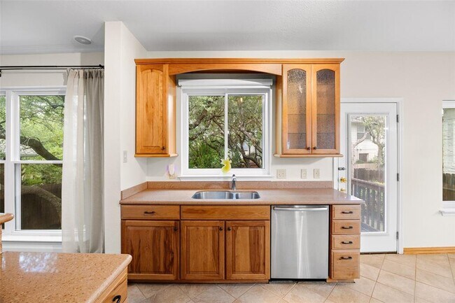 Building Photo - 4176 Canyon Glen Cir