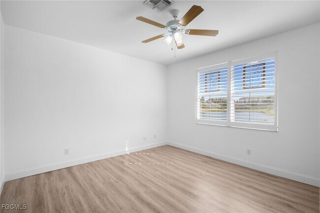 Building Photo - 3525 Arclight Ct