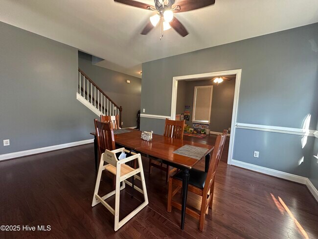 Building Photo - 509 Blue Angel Ct