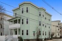 Building Photo - 99 Beech St