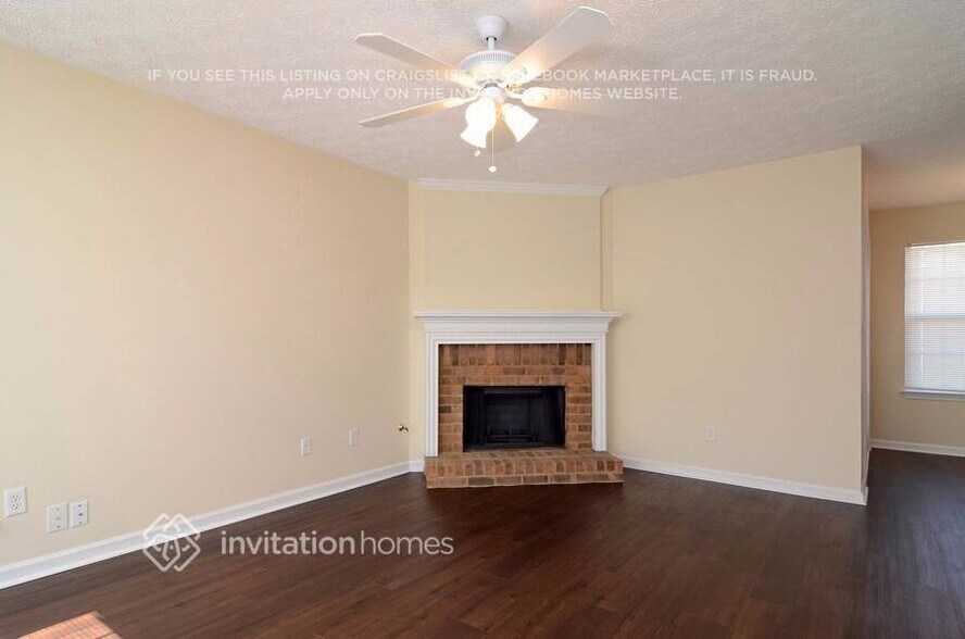 Building Photo - 8119 Valley Ridge Dr