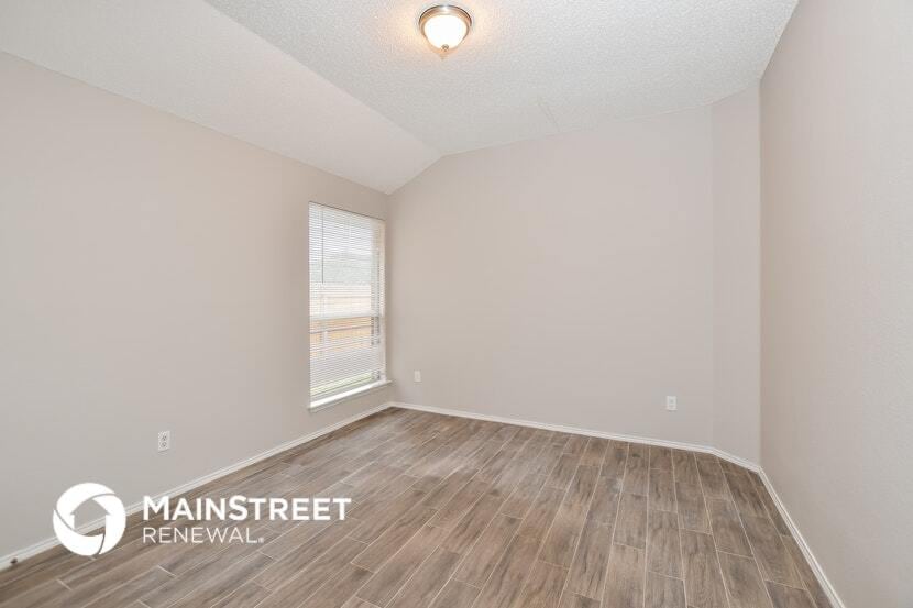 Building Photo - 2406 Garden Creek Dr