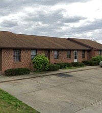Building Photo - 8701 N Raintree Ct