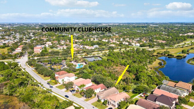 Building Photo - 5017 SE Graham Dr