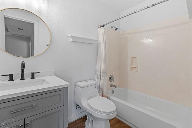 Building Photo - 9004 Berryline Cove