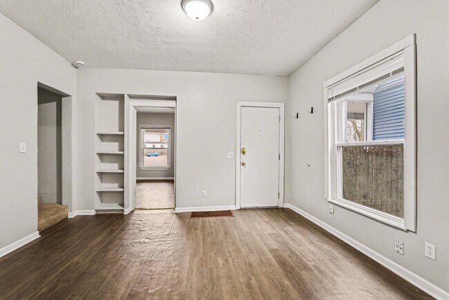 Building Photo - 49 National Ave NW