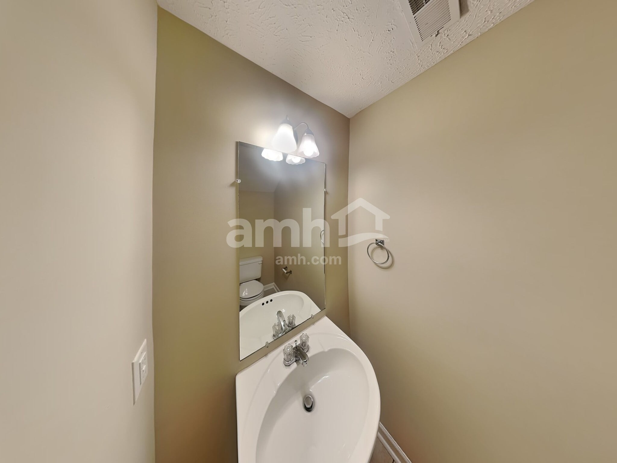 Building Photo - 1537 Teresa Ln