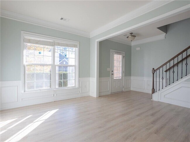 Building Photo - 4550 Farmstead Dr