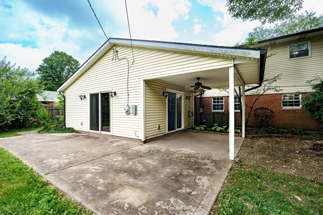 Building Photo - 5781 King Arthur Dr