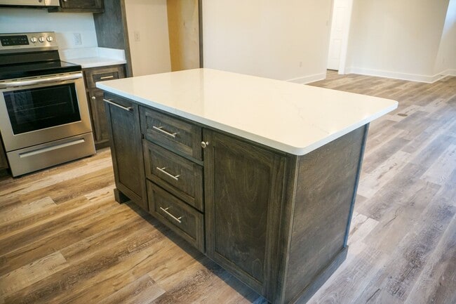 Building Photo - BRAND NEW 4 Bedroom, 2 Bath Home in Nettleton School District!