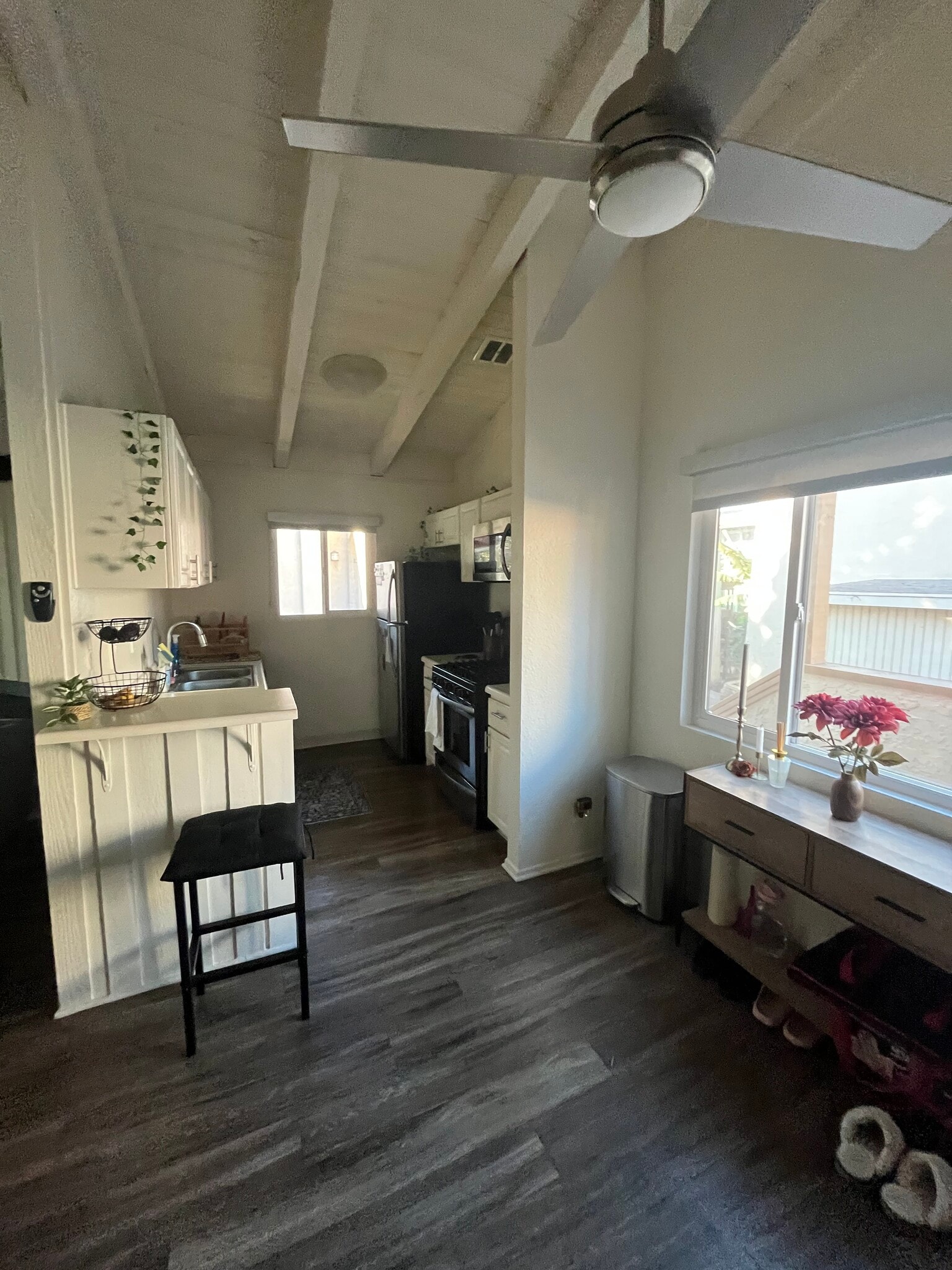 Building Photo - 463 Fair Dr