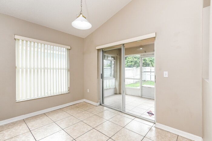 Building Photo - 2404 Black Powder Ln