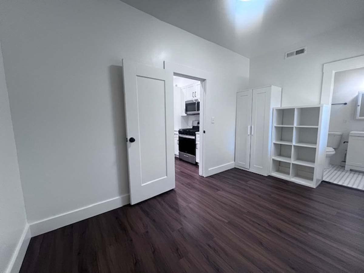 Building Photo - 1301 Adeline St