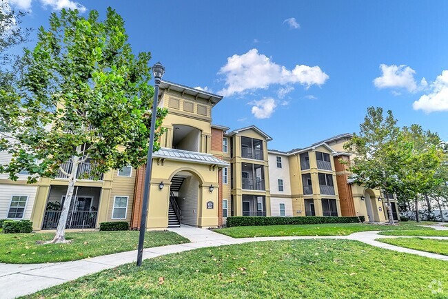 Exterior Building - Fountains at San Remo Court