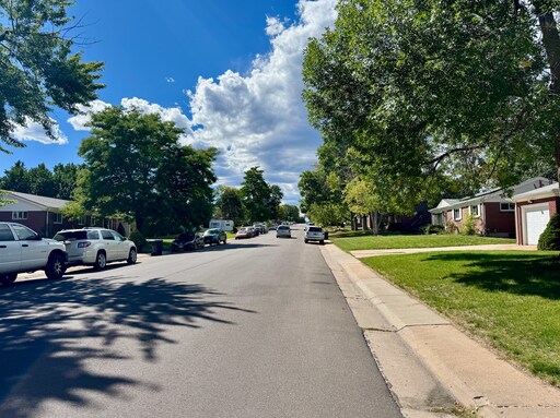 Building Photo - Large Single Family Home Available NOW!!