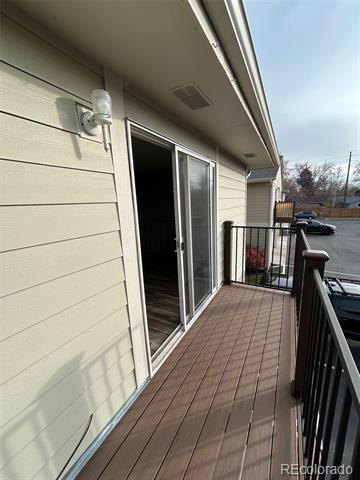 Building Photo - 1225 S Oneida St