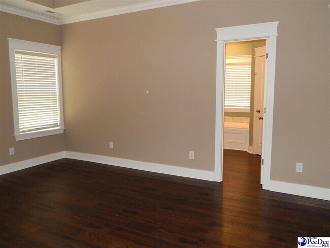 Building Photo - 3750 Tetbury St