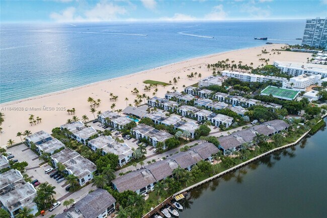 Building Photo - 1696 S Ocean Ln