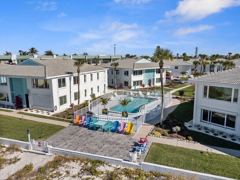 Building Photo - 5400 Gulf Dr