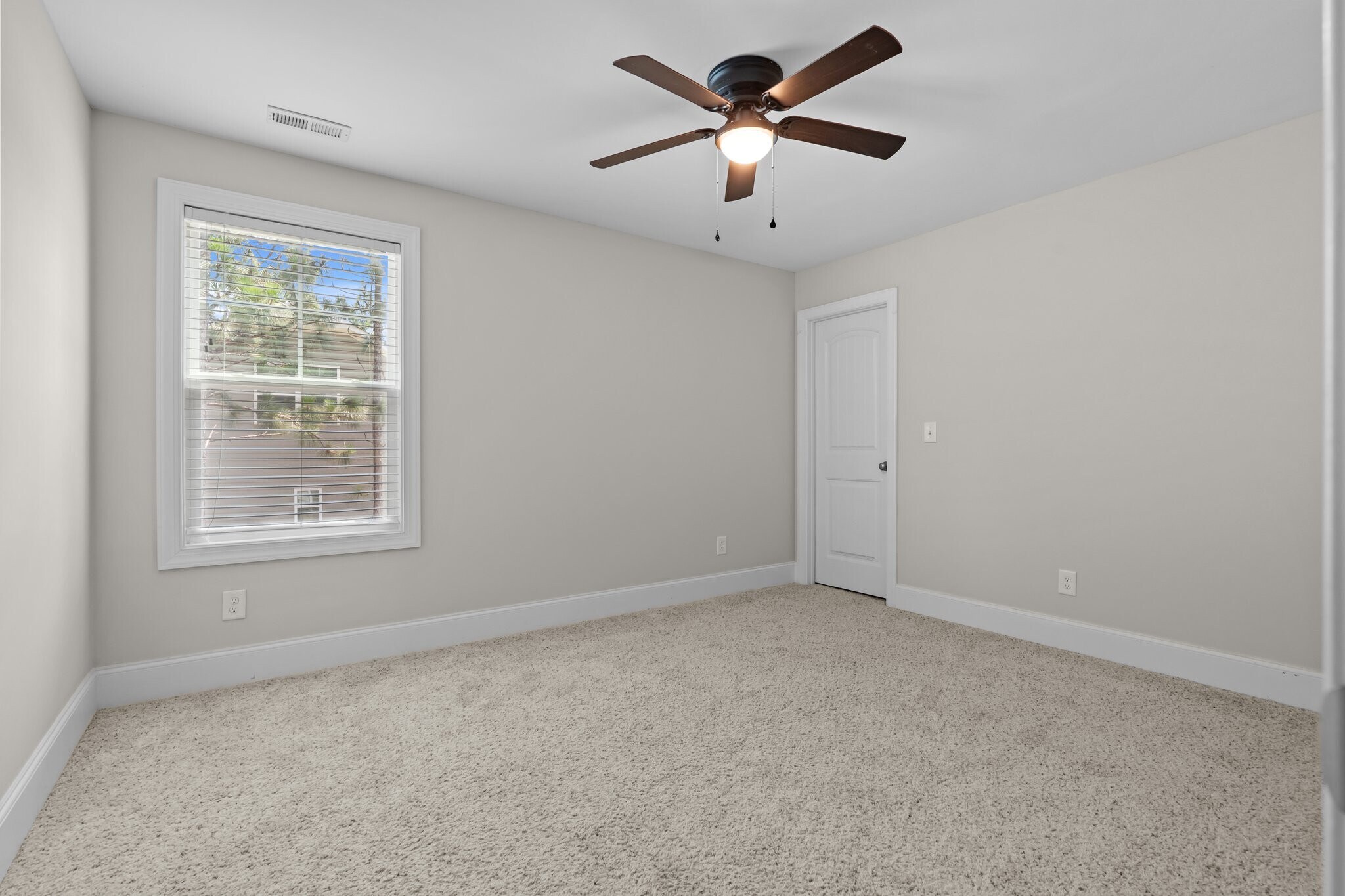 Building Photo - 830 Winston Pines Dr
