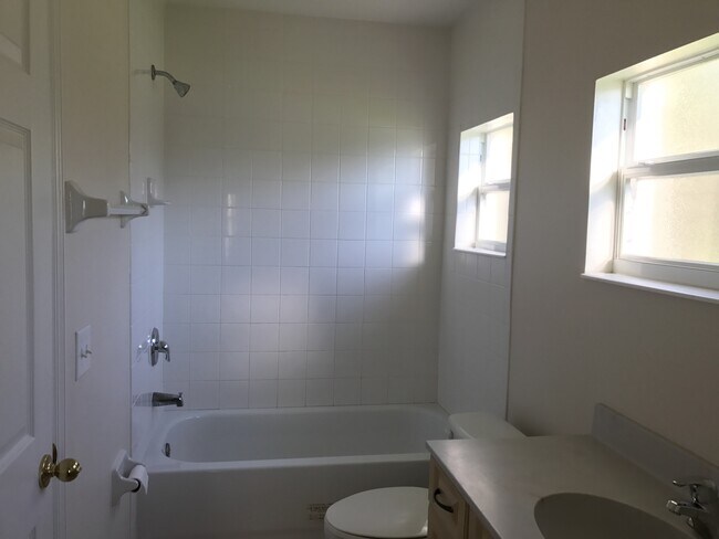 Building Photo - 2/2 Home with Water View off Neptune Road