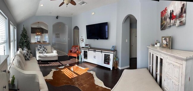 Building Photo - 4615 Parkstone Bend Ct