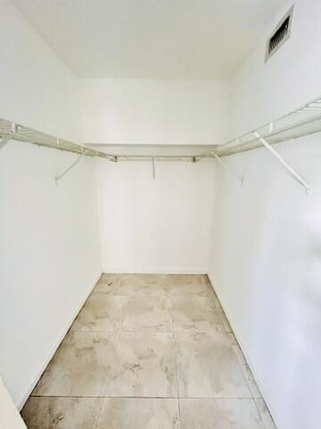 Building Photo - 6520 Chasewood Dr