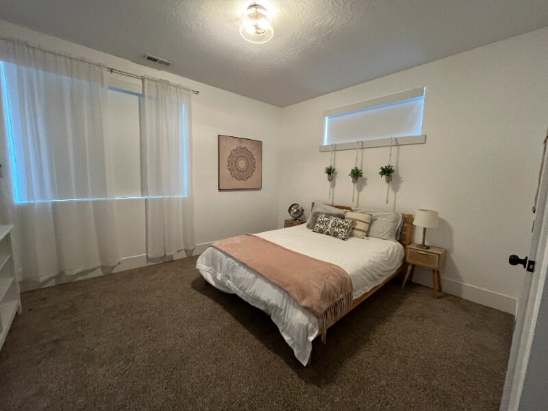 Building Photo - 364 Clark Cir