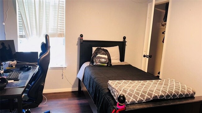 Building Photo - 15839 Kings Cypress Ln