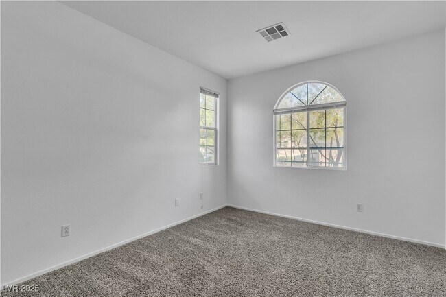 Building Photo - 4468 Lobero Ave