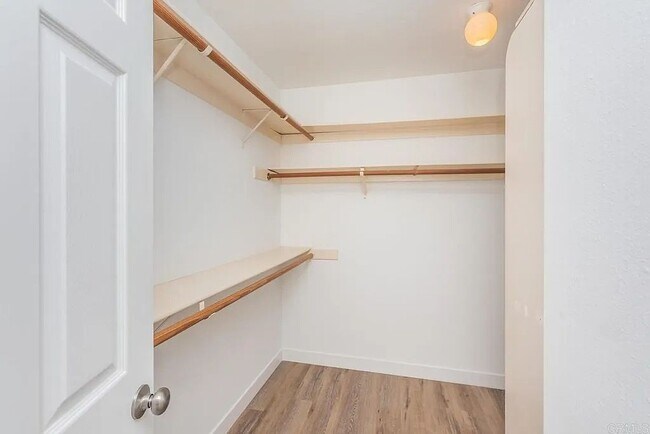 Building Photo - 1167 Meadow Lake Dr