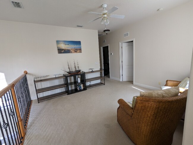 Building Photo - 1340 Talon Way