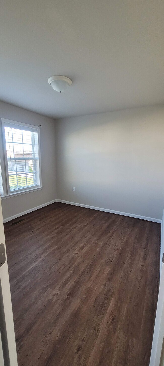 Building Photo - 342 Mcwharton Way