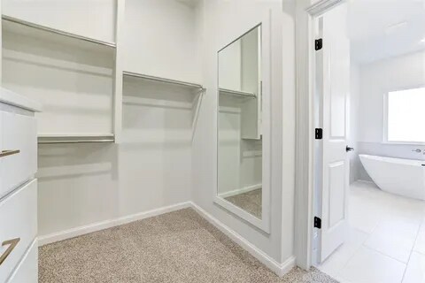 Building Photo - 3007 Pescara Dr