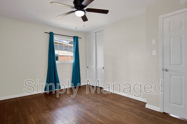 Building Photo - 7262 Ryan St