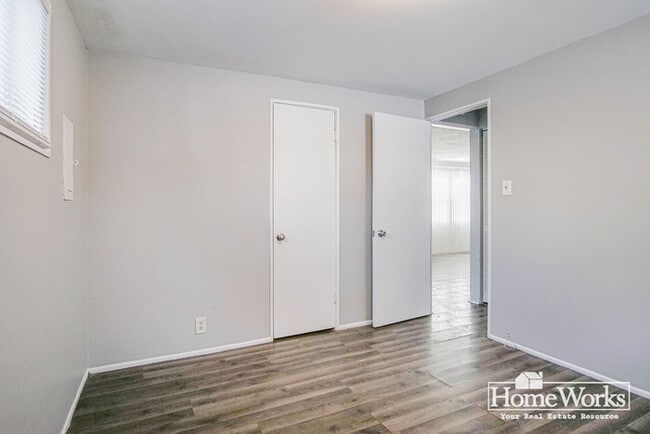 Building Photo - Well-maintained two-bedroom, one-bath home with a practical layout, & cozy living areas.