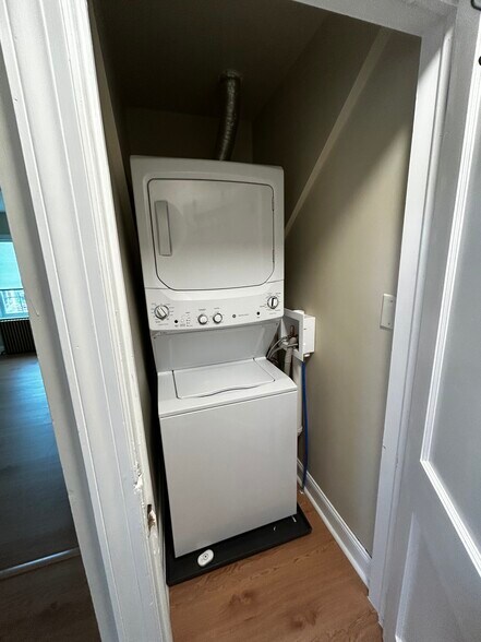 Washer and dryer - 806 Broadway