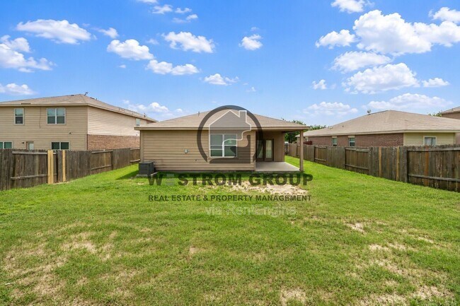 Building Photo - 12645 Forest Lawn Rd