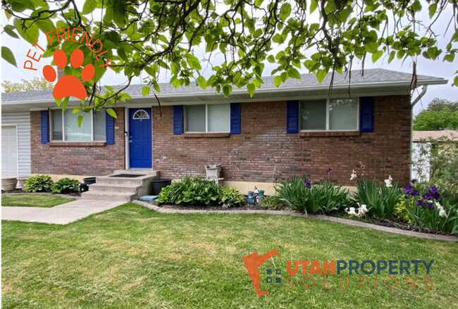 Building Photo - 1865 N 760 W