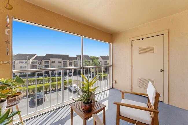 Building Photo - 15325 SW 106th Terrace