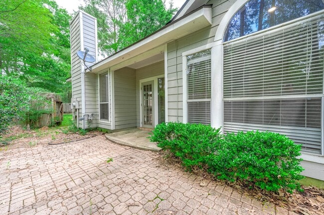 Building Photo - 83 S Spiral Vine Cir