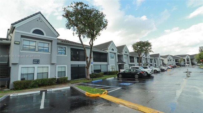 Building Photo - 10371 SW 150th Pl