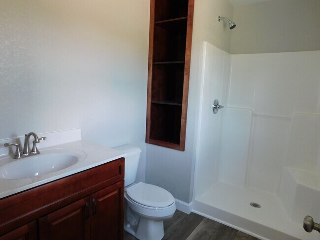 Building Photo - Ferry Pointe Subdivision