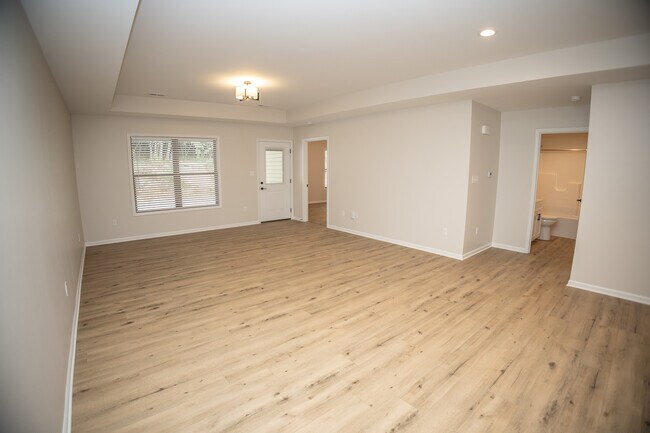 Building Photo - 822 El Dorado Dr